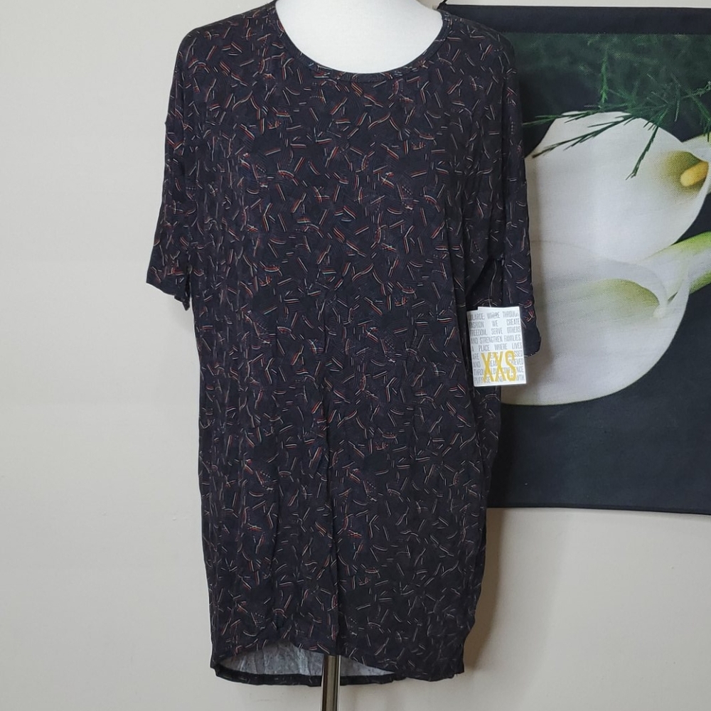 NWT LuLaRoe Irma Tunic Top - Picture 1 of 7